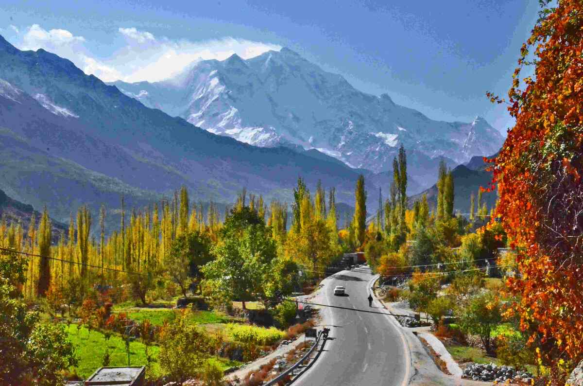 Rakaposhi,_Nagar_GB_Pakistan